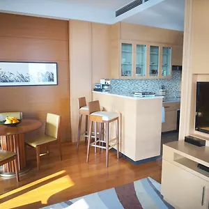 Intercontinental By Ihg Hotel Ōsaka
